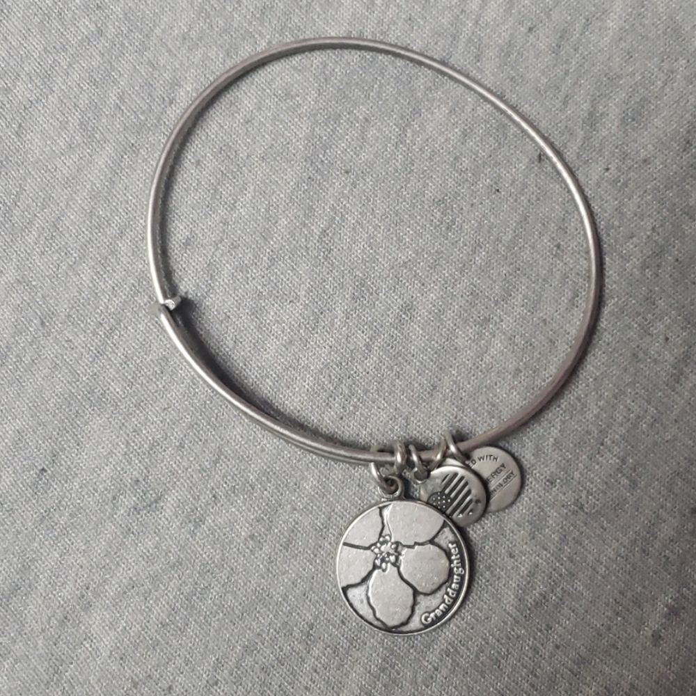 NWOT Alex and Ani bracelet